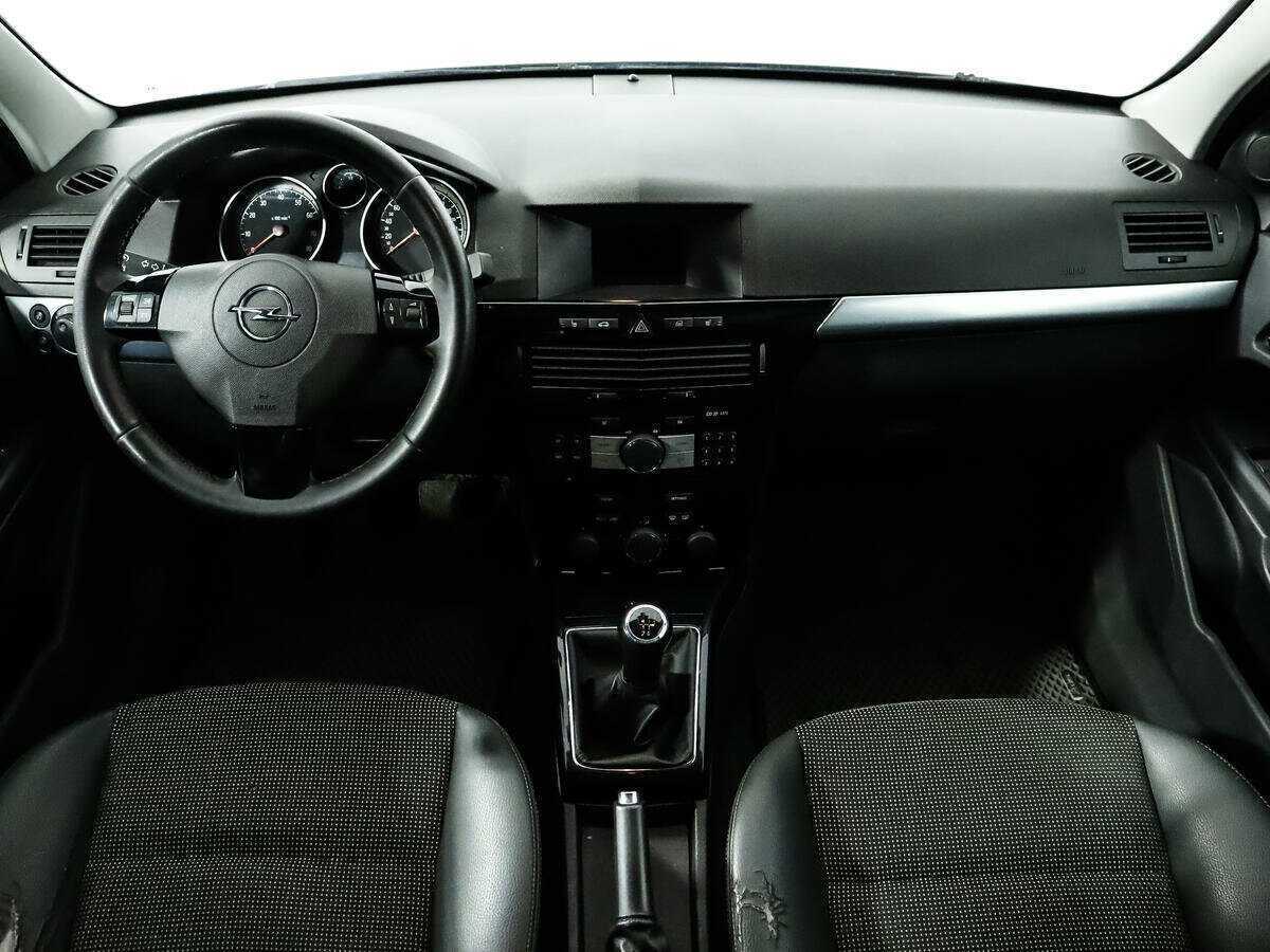 Купить Opel Astra, 2010, 201 557 км, фото №12