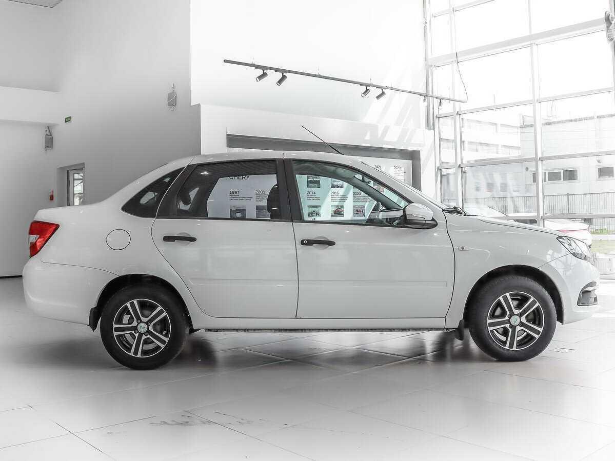 Купить Lada (ВАЗ) Granta, 2019, 87 144 км, фото №4