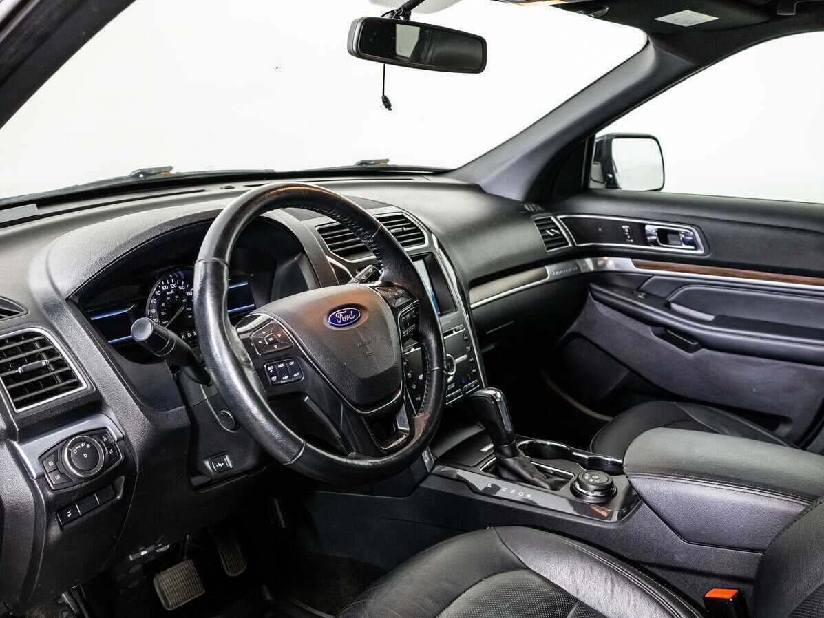 Купить Ford Explorer, 2017, 124 000 км, фото №9
