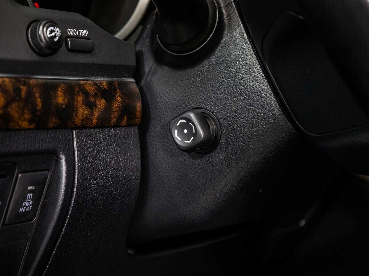 Купить Toyota Land Cruiser, 2011, 275 738 км, фото №19