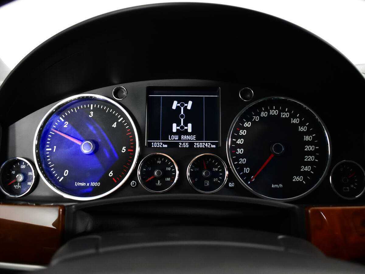 Купить Volkswagen Touareg, 2005, 250 241 км, фото №11
