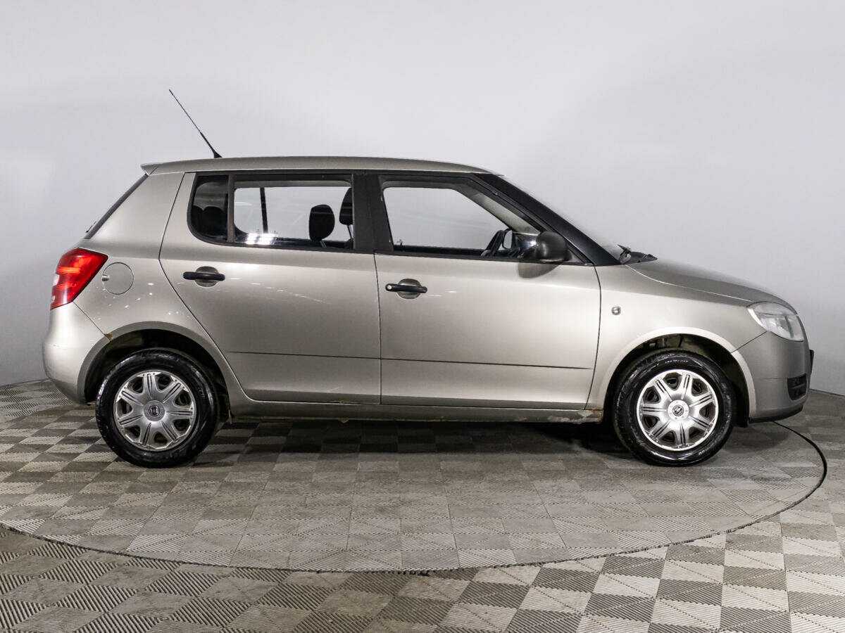 Купить Skoda Fabia, 2009, 195 203 км, фото №4