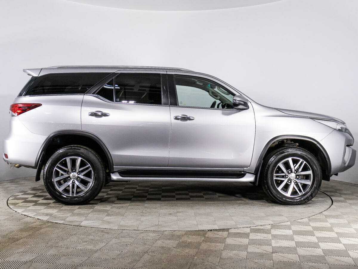 Купить Toyota Fortuner, 2019, 71 493 км, фото №4