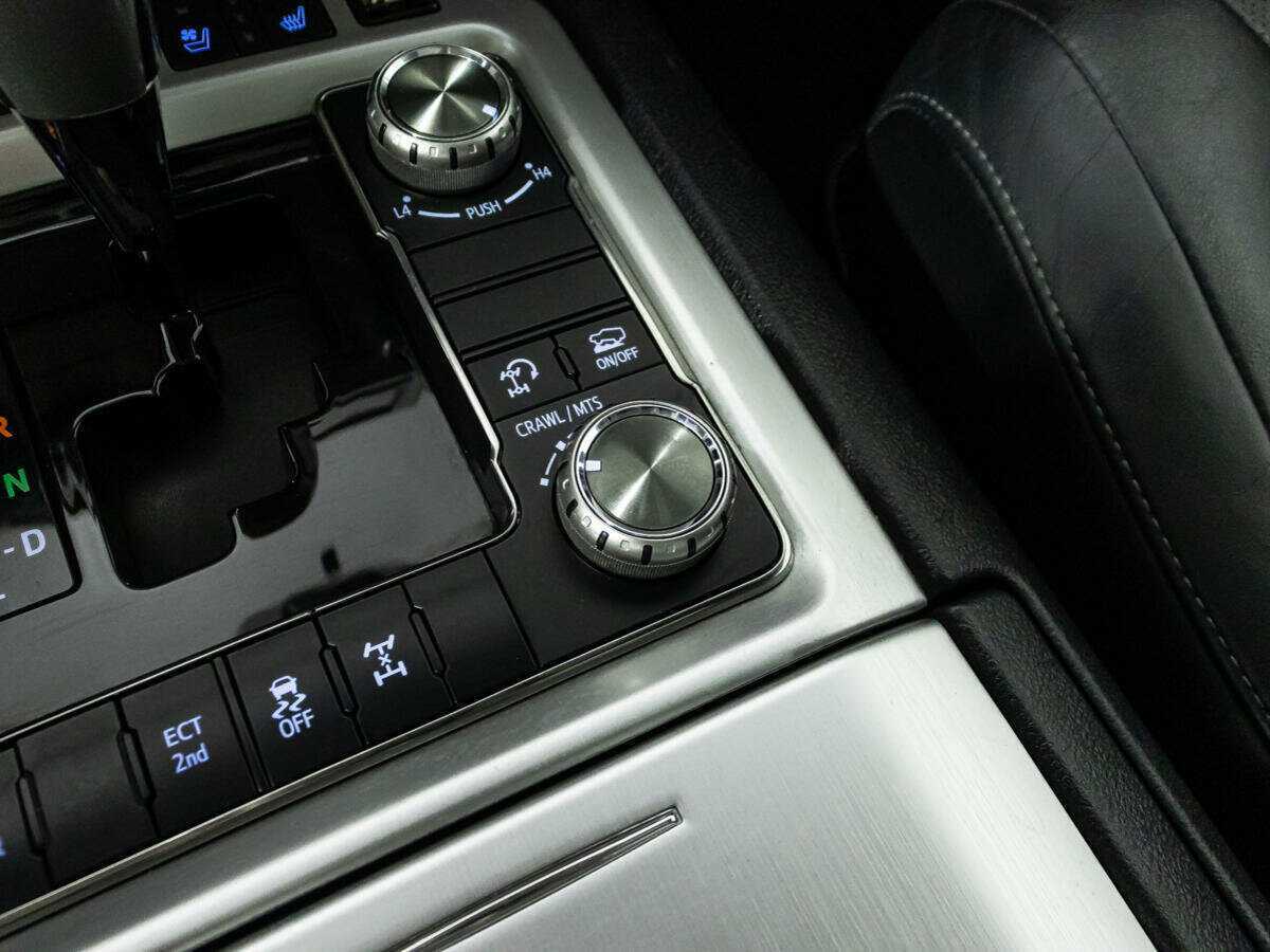 Купить Toyota Land Cruiser, 2018, 203 679 км, фото №19