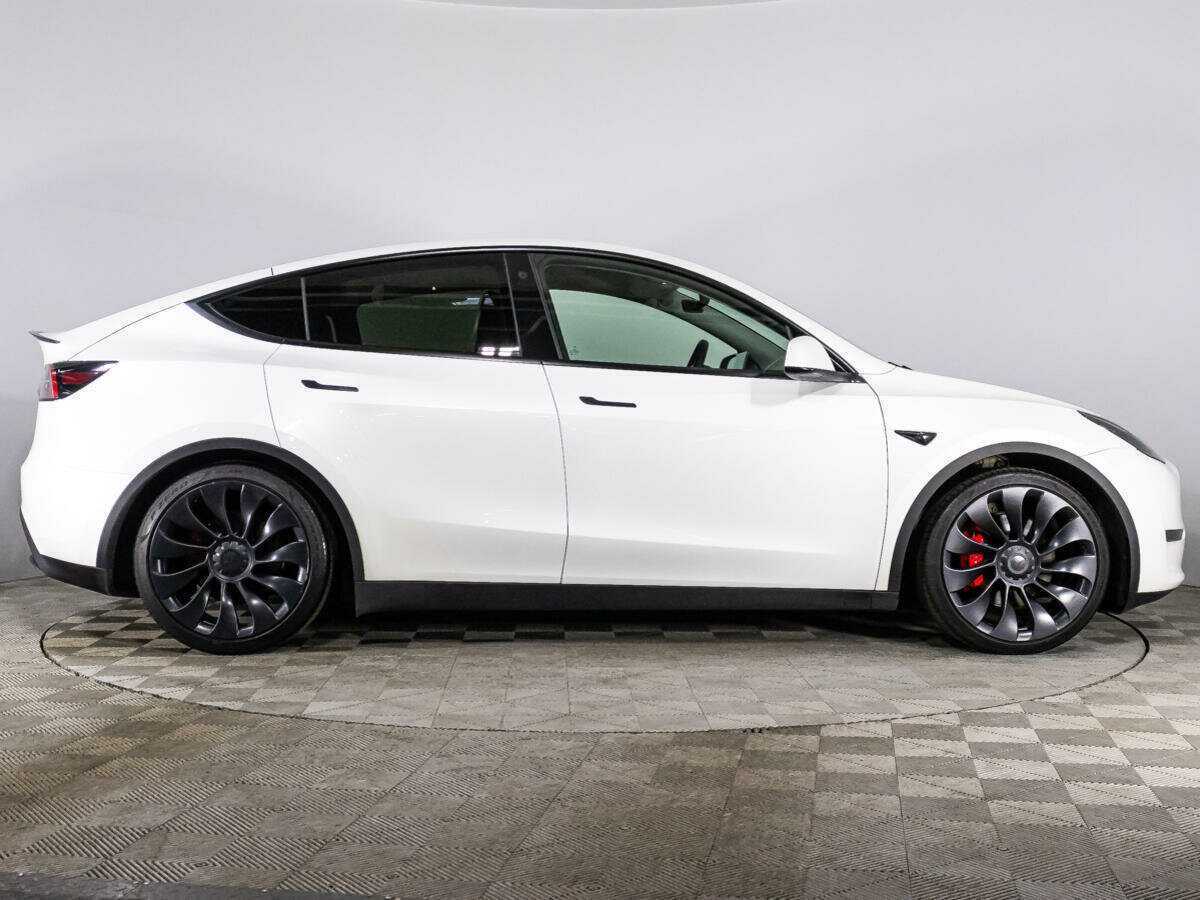 Купить Tesla Model Y Performance, 2022, 49 834 км, фото №4