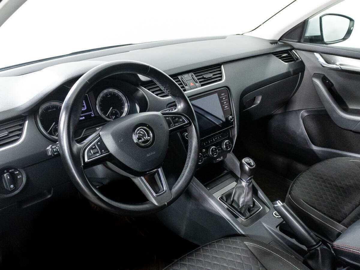 Купить Skoda Octavia, 2018, 175 047 км, фото №11