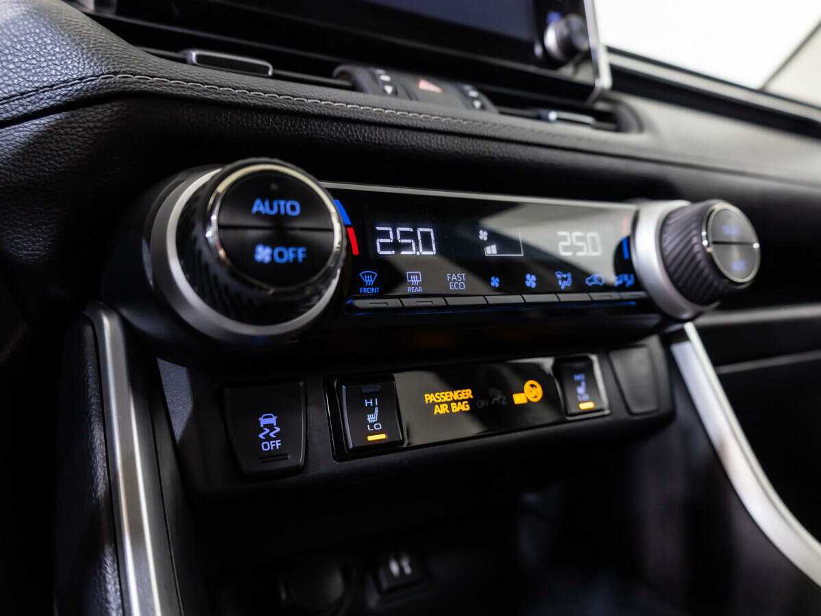 Купить Toyota RAV4, 2020, 83 739 км, фото №14