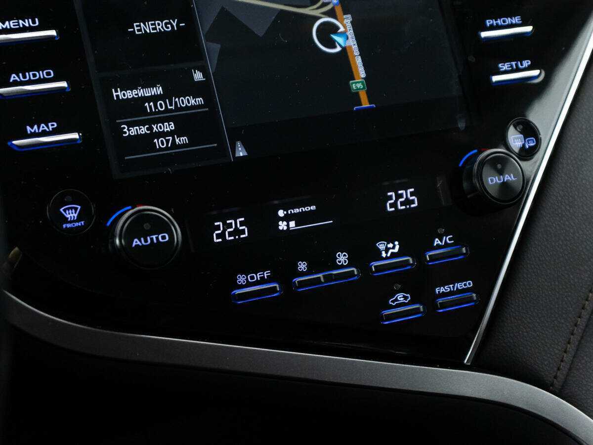 Купить Toyota Camry, 2018, 129 955 км, фото №17