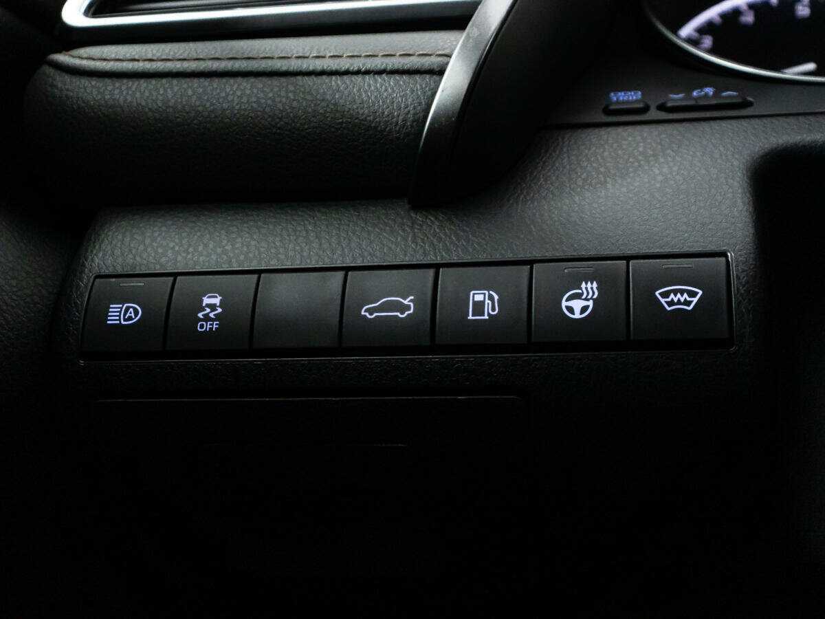 Купить Toyota Camry, 2018, 129 955 км, фото №19