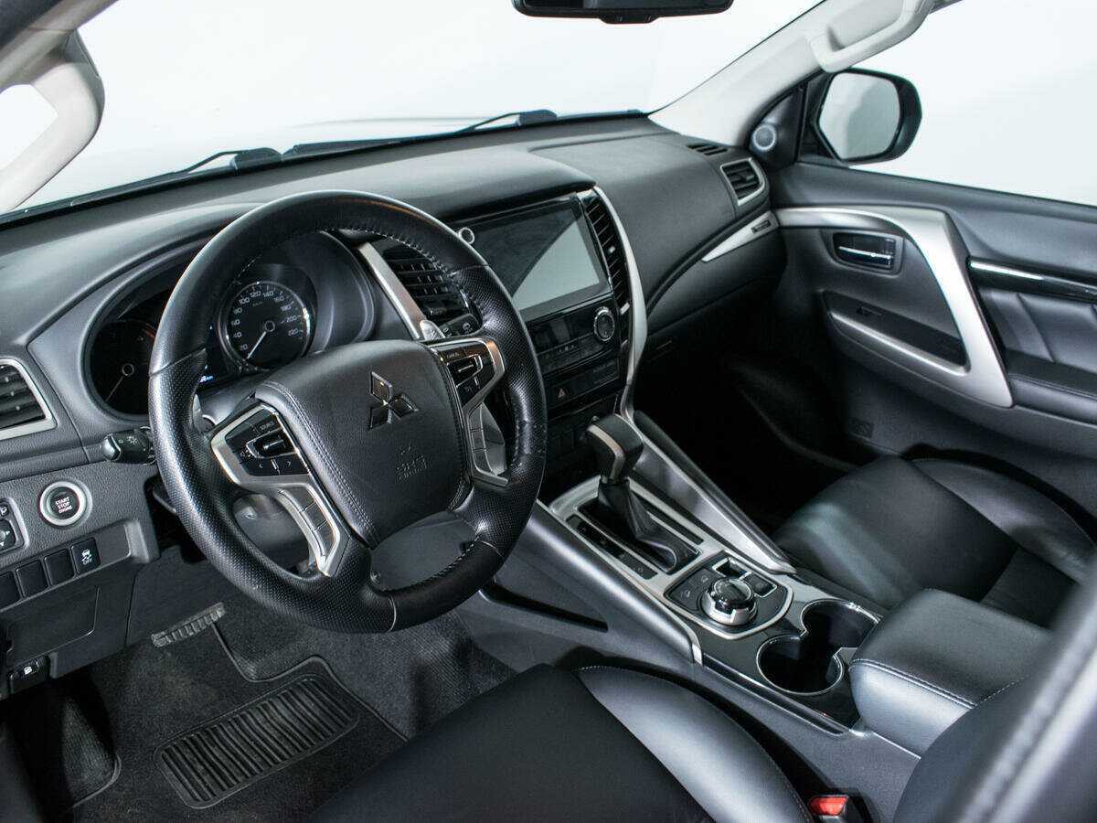 Купить Mitsubishi Pajero Sport, 2019, 80 000 км, фото №13
