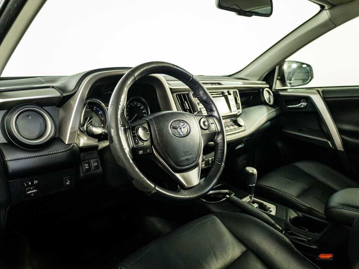 Купить Toyota RAV4, 2015, 68 190 км, фото №11
