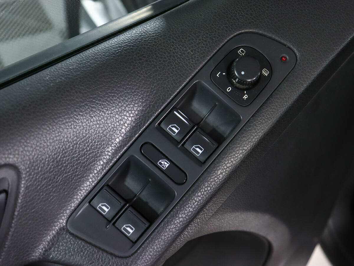 Купить Volkswagen Tiguan, 2012, 232 365 км, фото №13