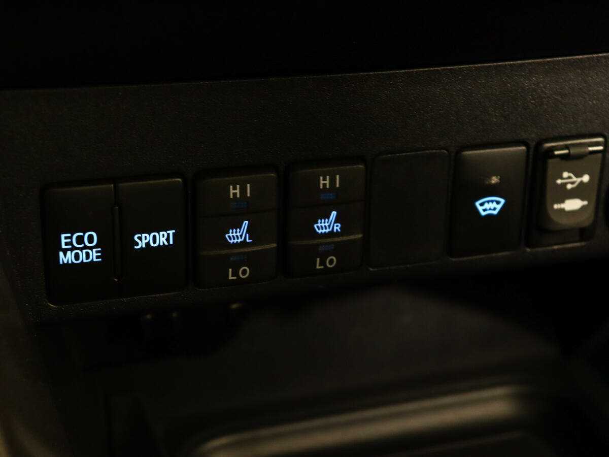 Купить Toyota RAV4, 2018, 63 906 км, фото №19