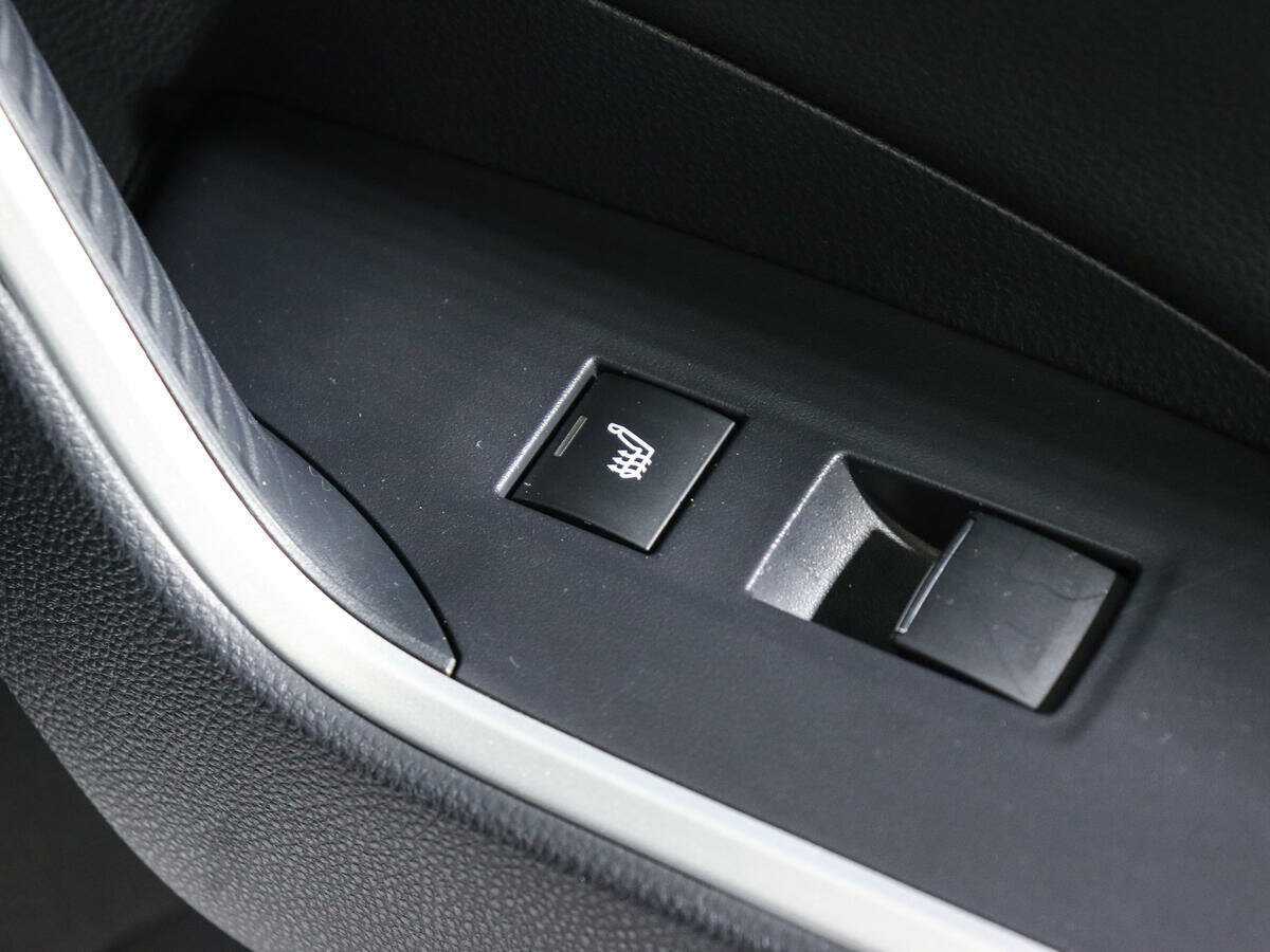 Купить Toyota RAV4, 2021, 64 123 км, фото №17