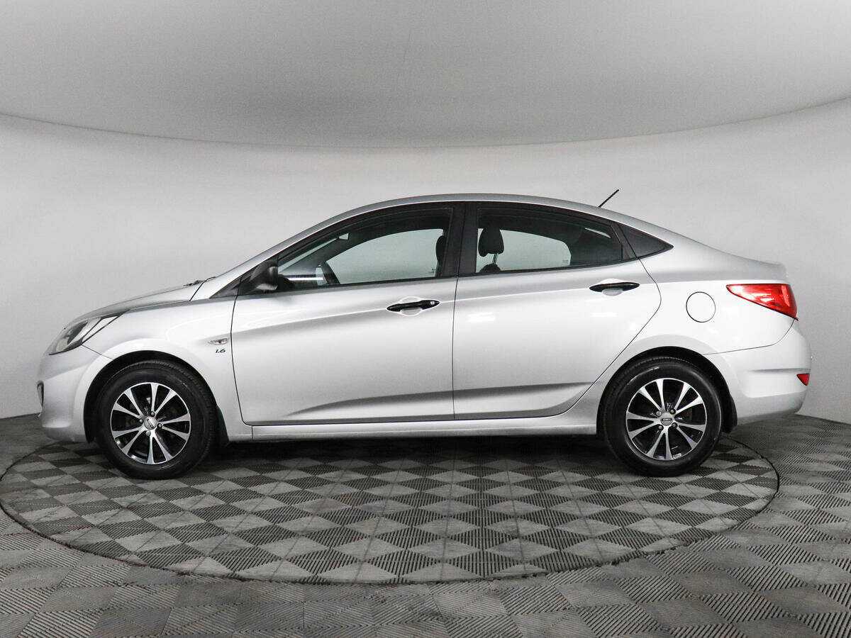 Купить Hyundai Solaris, 2011, 75 553 км, фото №8