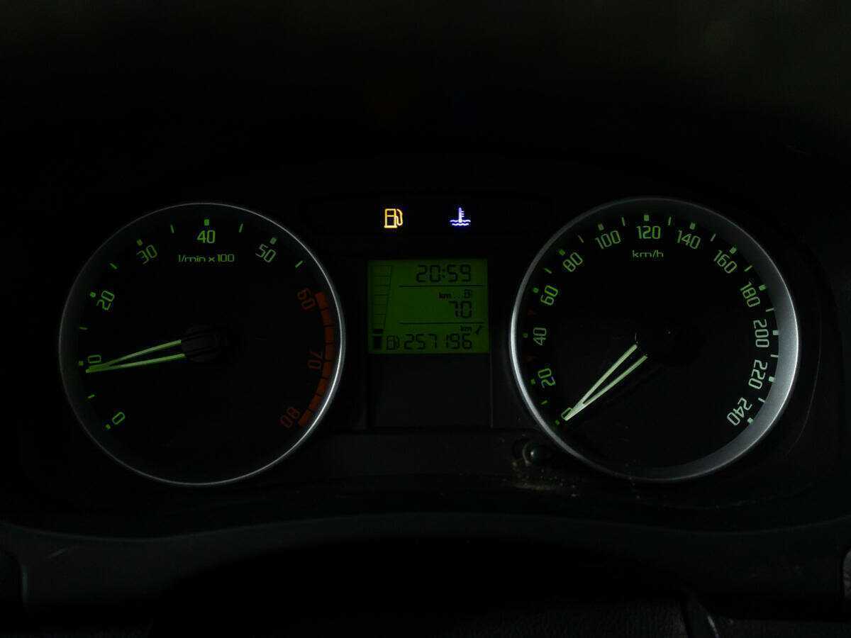 Купить Skoda Fabia, 2008, 257 192 км, фото №12