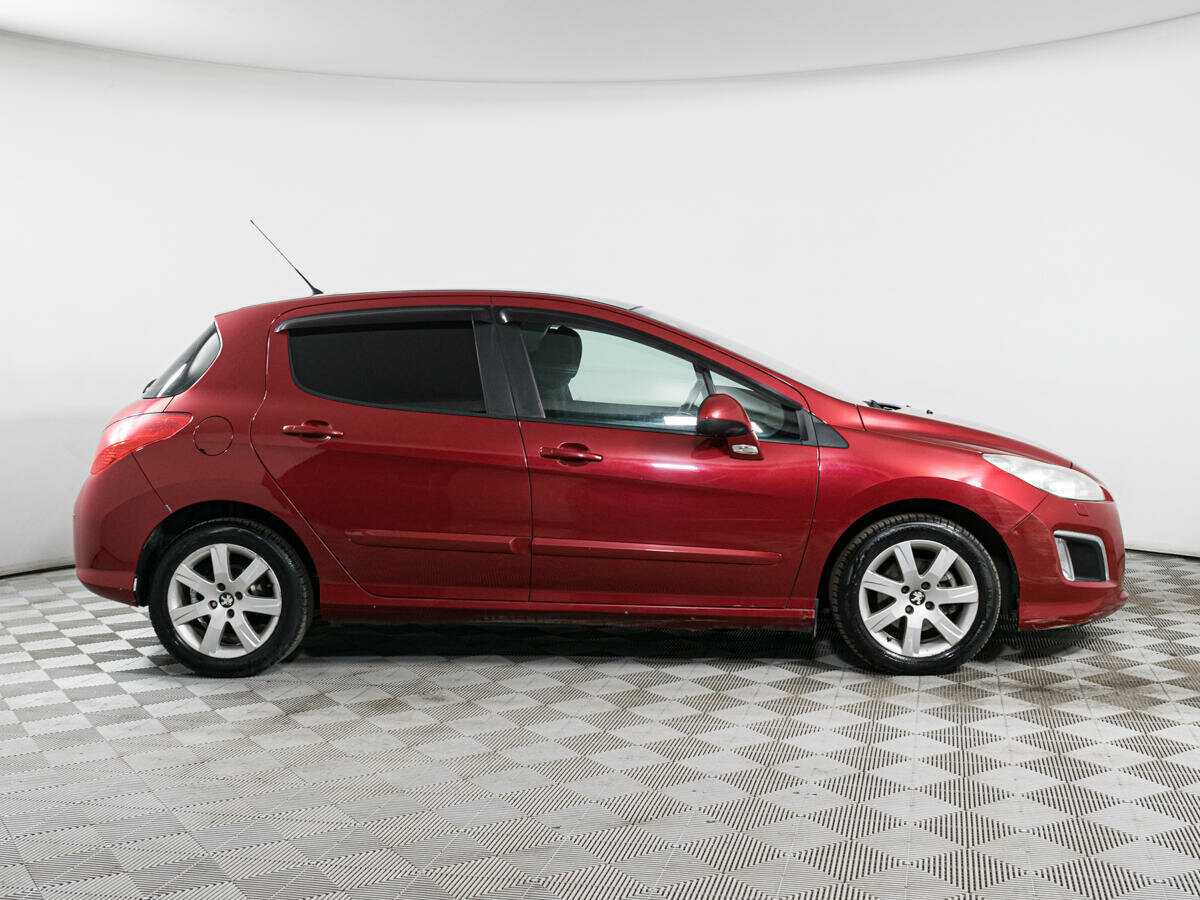 Купить Peugeot 308, 2011, 122 760 км, фото №4