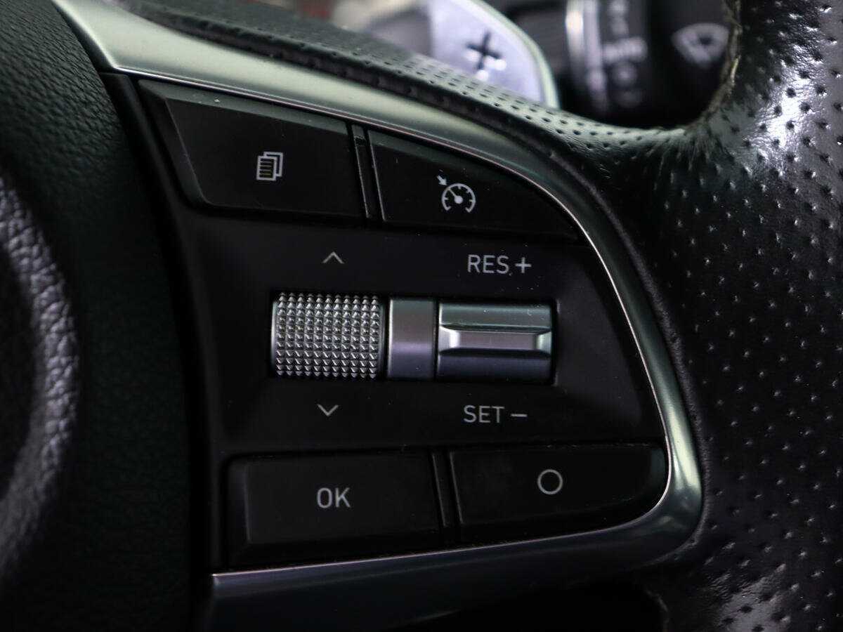 Купить Genesis G70, 2019, 93 607 км, фото №19