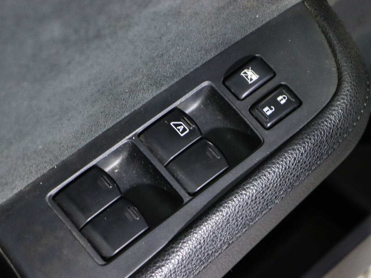 Купить Nissan Tiida, 2010, 140 000 км, фото №14