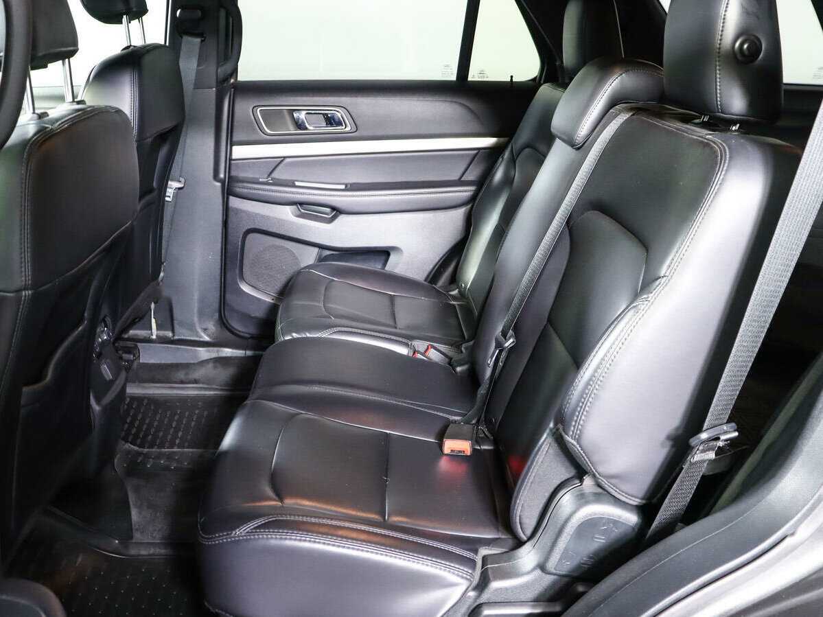 Купить Ford Explorer, 2019, 79 259 км, фото №10