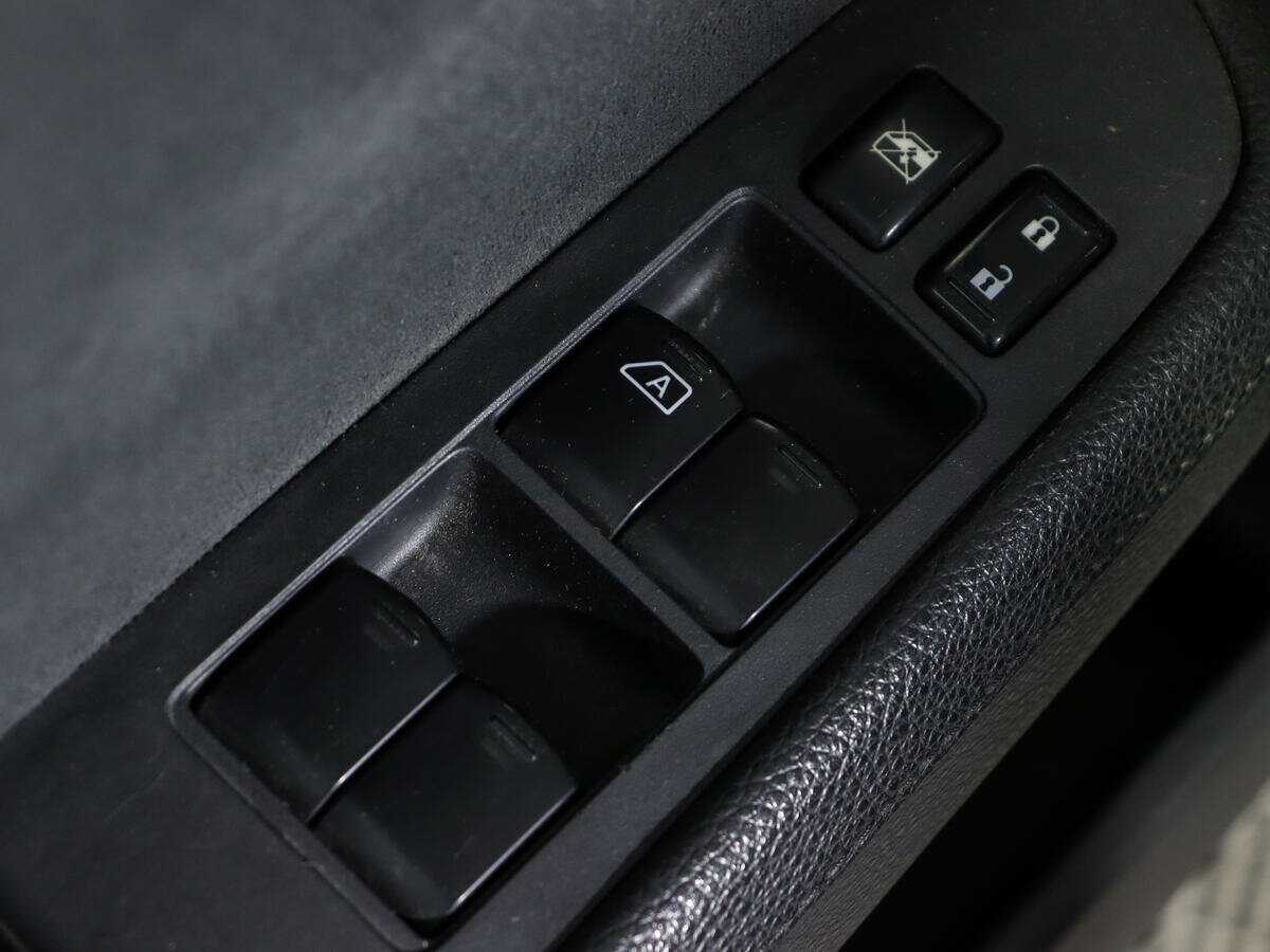 Купить Nissan Tiida, 2007, 197 487 км, фото №12