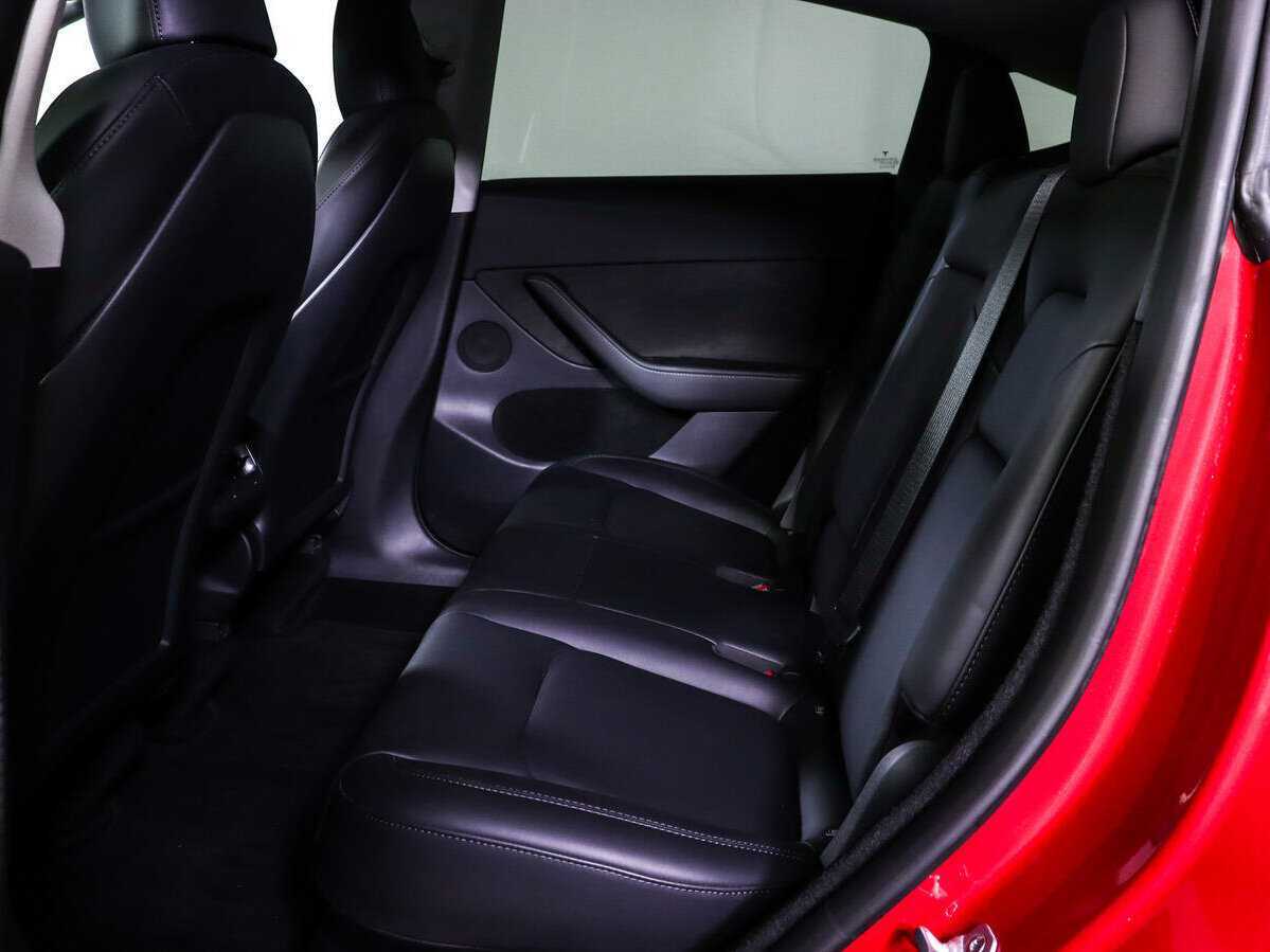 Купить Tesla Model Y Long Range Dual Motor, 2023, 3 423 км, фото №8