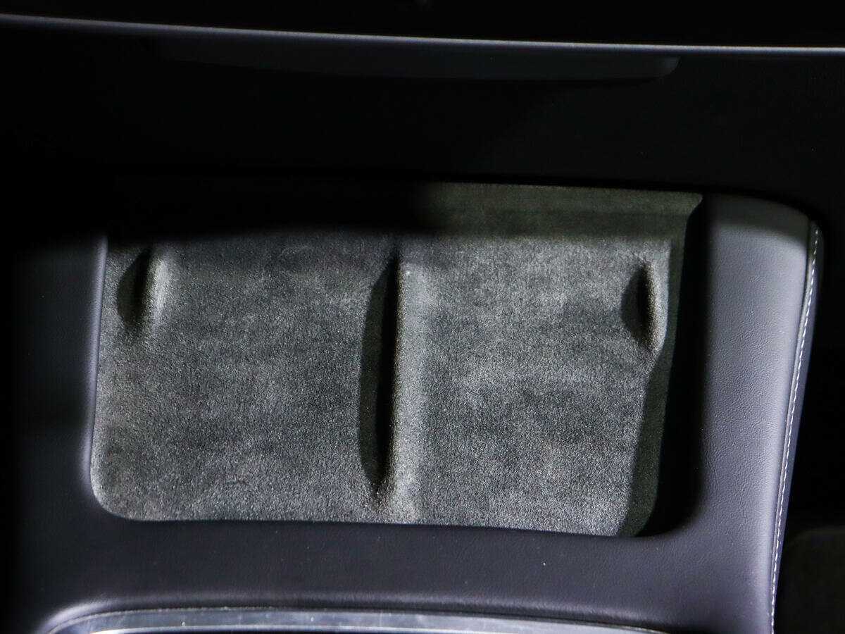 Купить Tesla Model Y Long Range Dual Motor, 2023, 3 423 км, фото №18