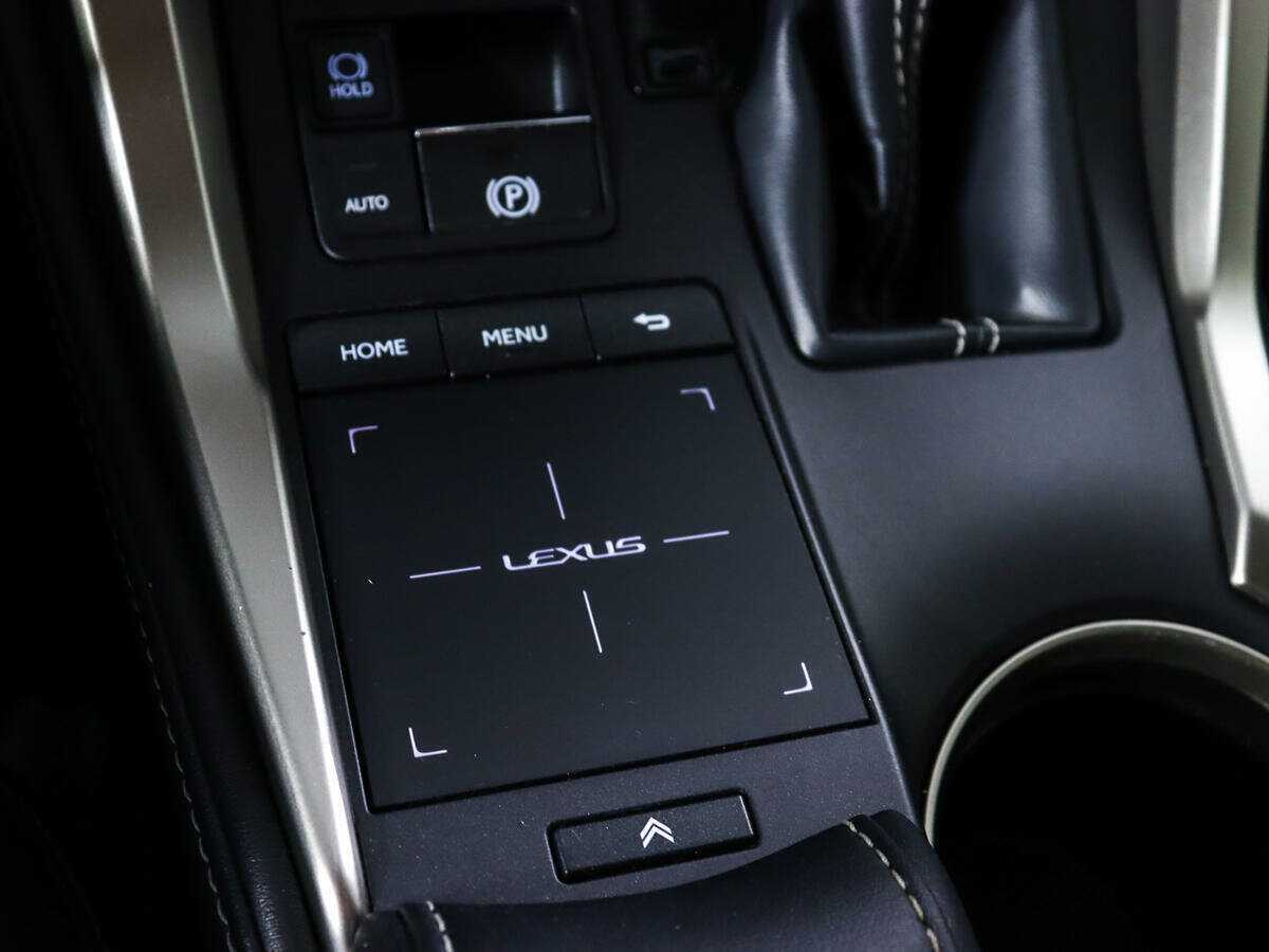 Купить Lexus NX 300, 2019, 84 479 км, фото №17