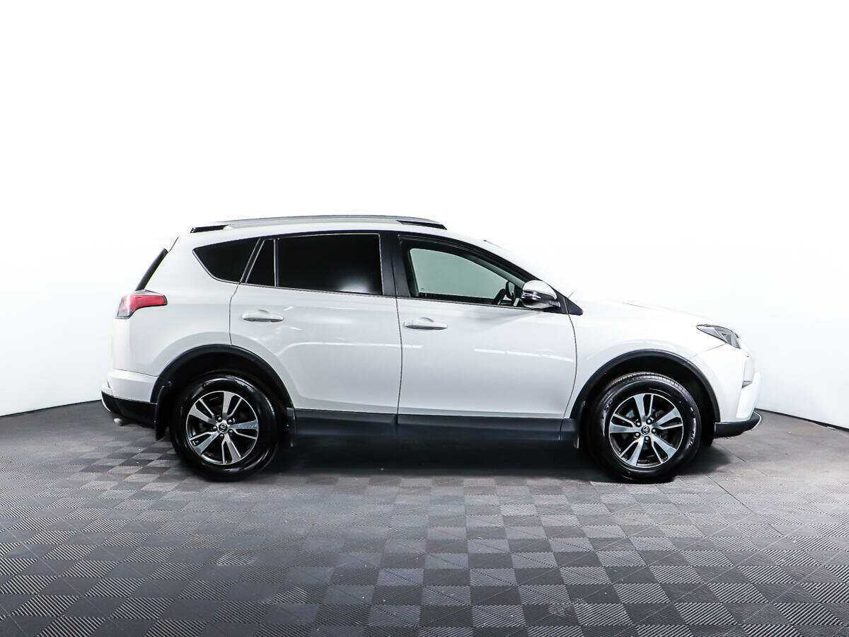 Купить Toyota RAV4, 2017, 118 000 км, фото №4