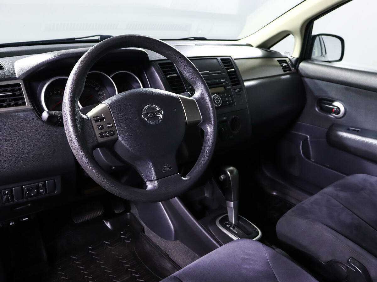Купить Nissan Tiida, 2010, 79 000 км, фото №12