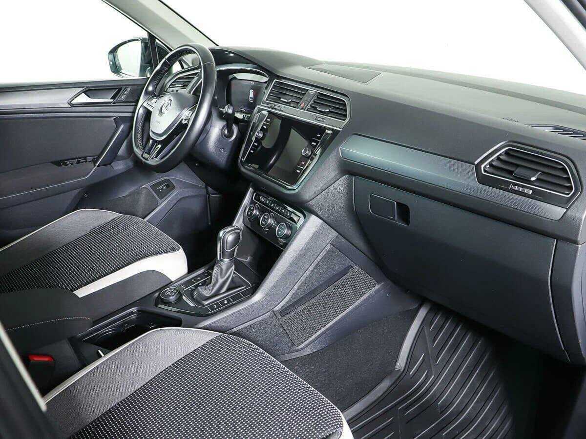 Купить Volkswagen Tiguan, 2018, 83 596 км, фото №9