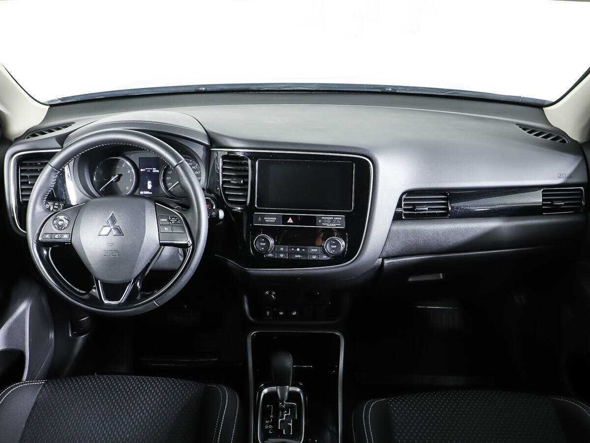 Купить Mitsubishi Outlander, 2020, 31 590 км, фото №11
