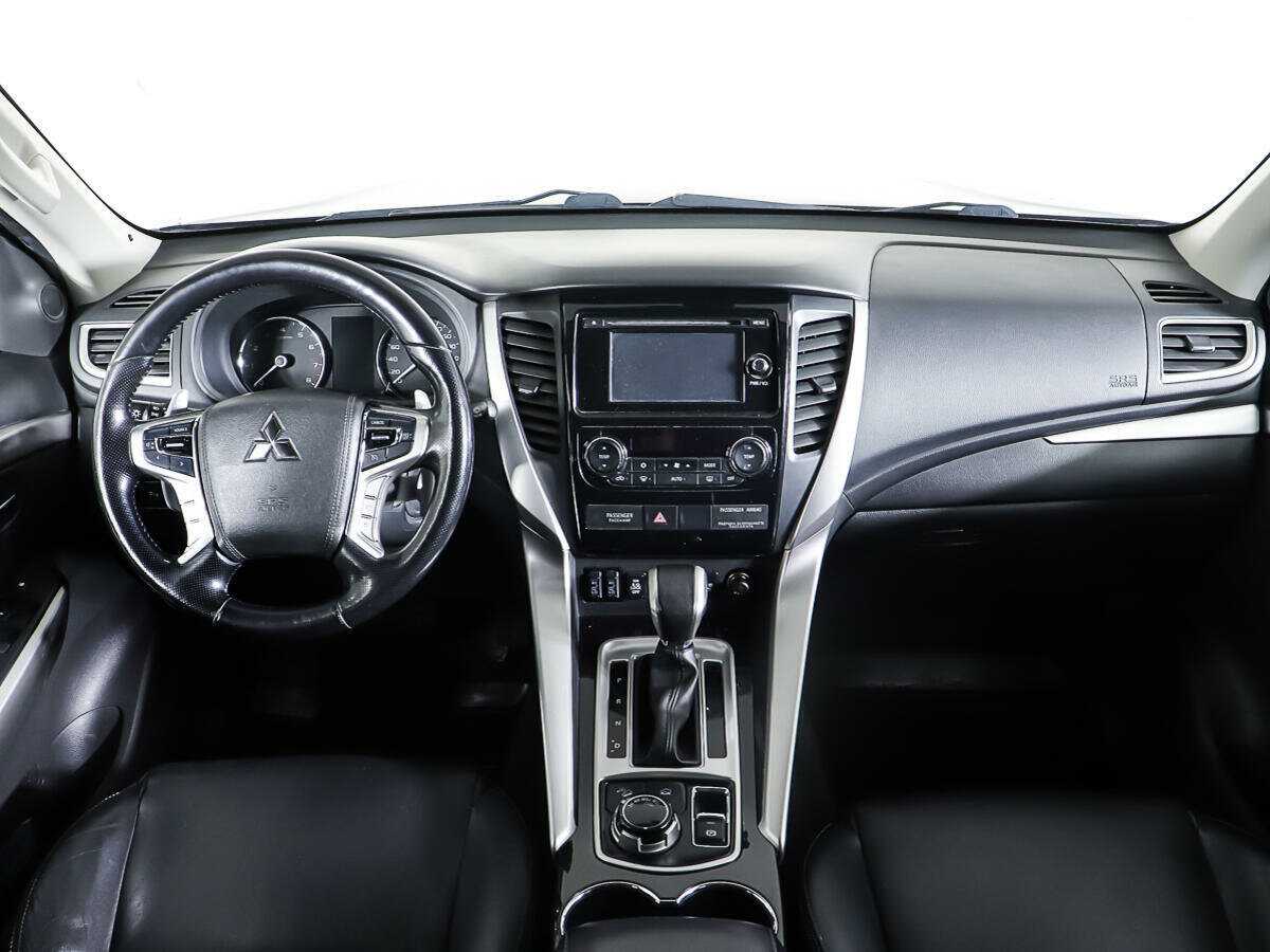 Купить Mitsubishi Pajero Sport, 2016, 91 794 км, фото №11