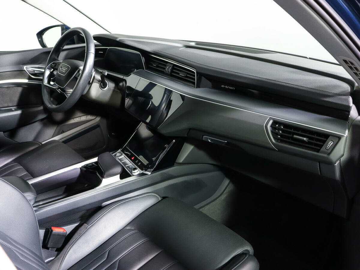 Купить Audi e-tron 55, 2019, 66 504 км, фото №7