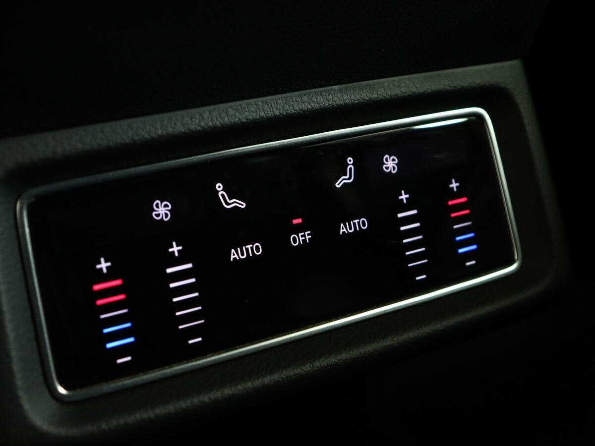 Купить Audi e-tron 55, 2019, 66 504 км, фото №28