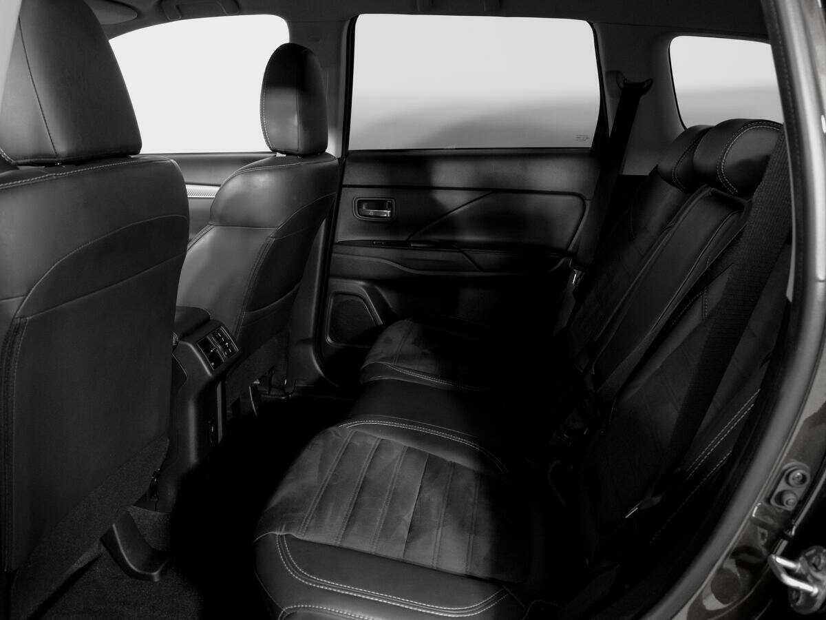 Купить Mitsubishi Outlander, 2021, 41 980 км, фото №10