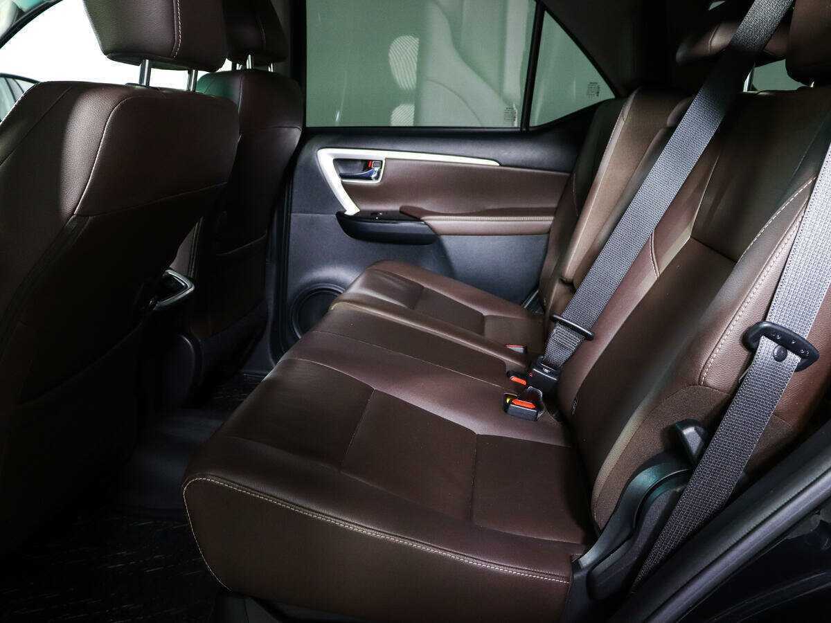 Купить Toyota Fortuner, 2017, 63 500 км, фото №8