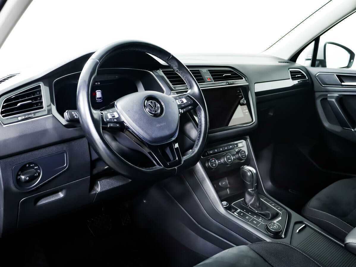 Купить Volkswagen Tiguan, 2017, 68 230 км, фото №11