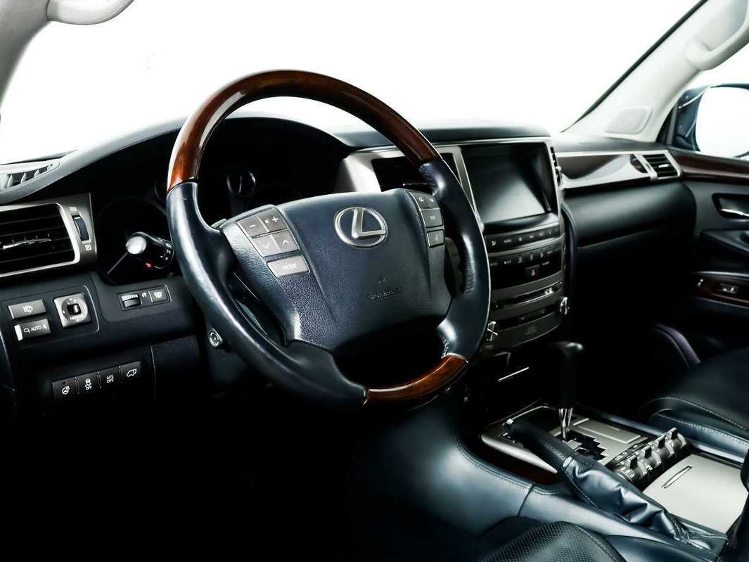 Купить Lexus LX 570, 2014, 240 993 км, фото №13