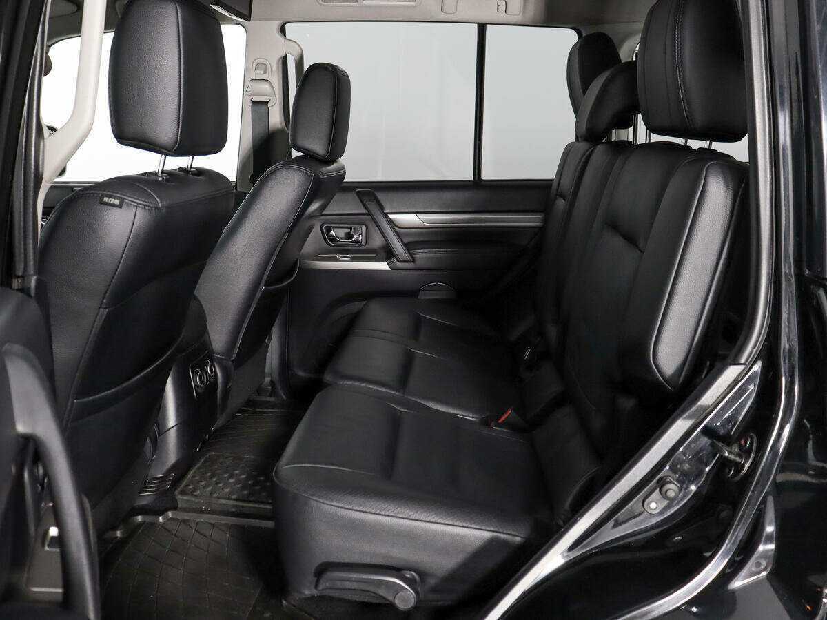 Купить Mitsubishi Pajero, 2011, 86 000 км, фото №11