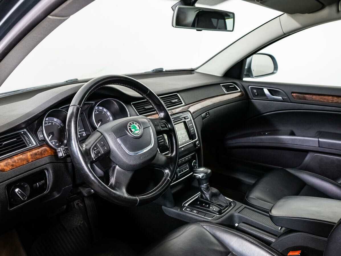 Купить Skoda Superb DSG, 2010, 210 450 км, фото №9