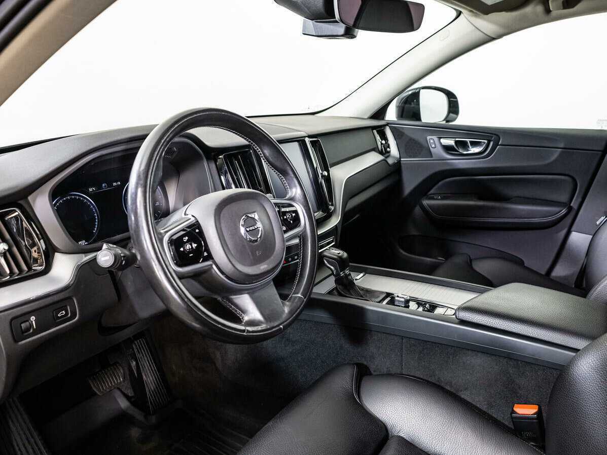 Купить Volvo XC60, 2018, 69 300 км, фото №9