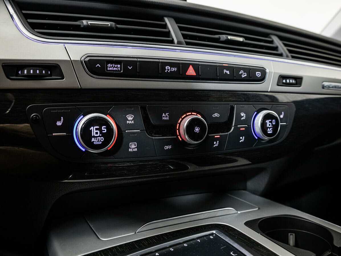 Купить Audi Q7, 2018, 151 000 км, фото №17
