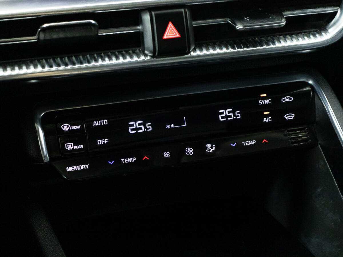 Купить Kia K5, 2021, 95 798 км, фото №15