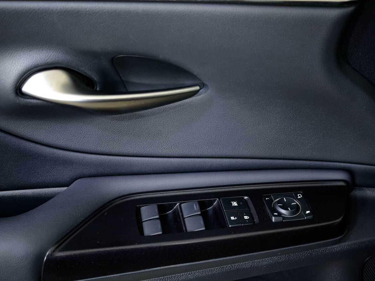 Купить Lexus ES 250, 2018, 102 125 км, фото №21