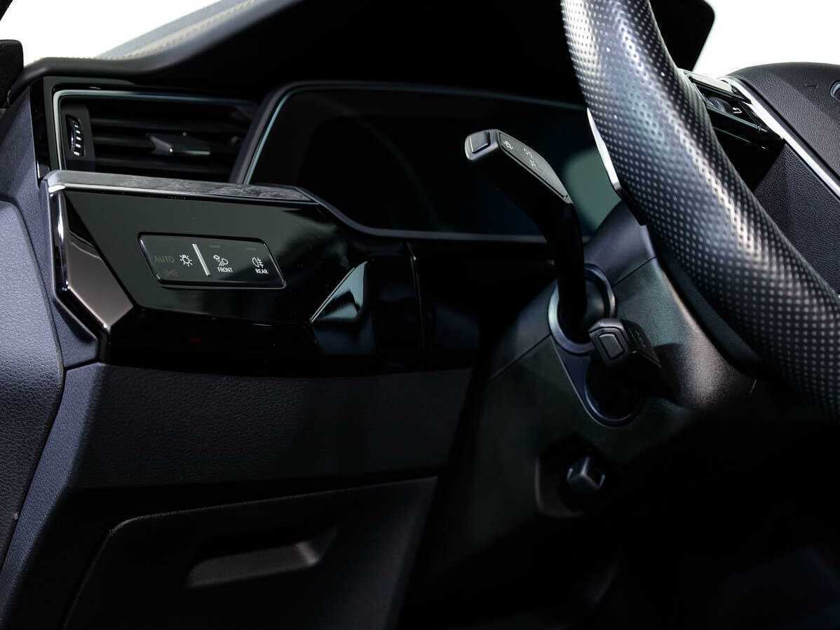 Купить Audi e-tron 50, 2021, 32 902 км, фото №16