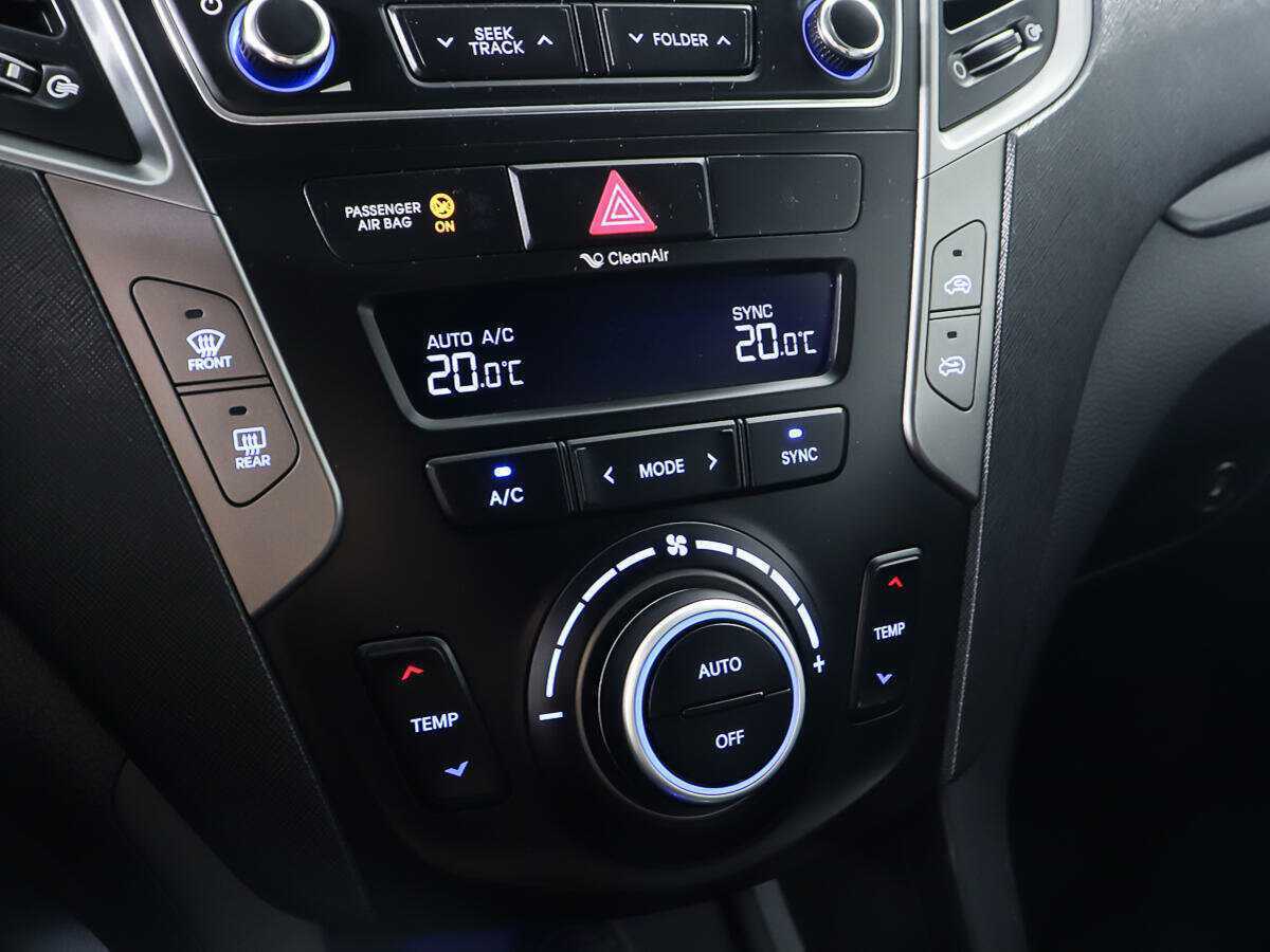 Купить Hyundai Santa Fe, 2016, 38 060 км, фото №18