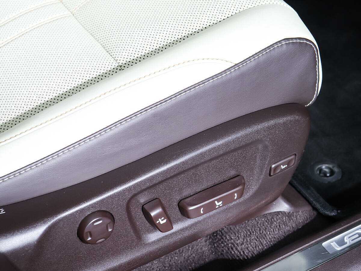 Купить Lexus RX 350, 2016, 253 926 км, фото №16