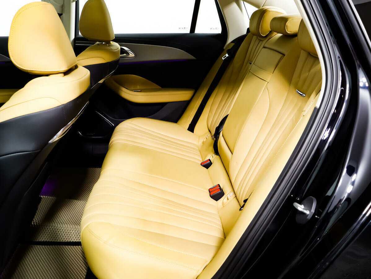 Купить Hongqi H5, 2023, 11 282 км, фото №12