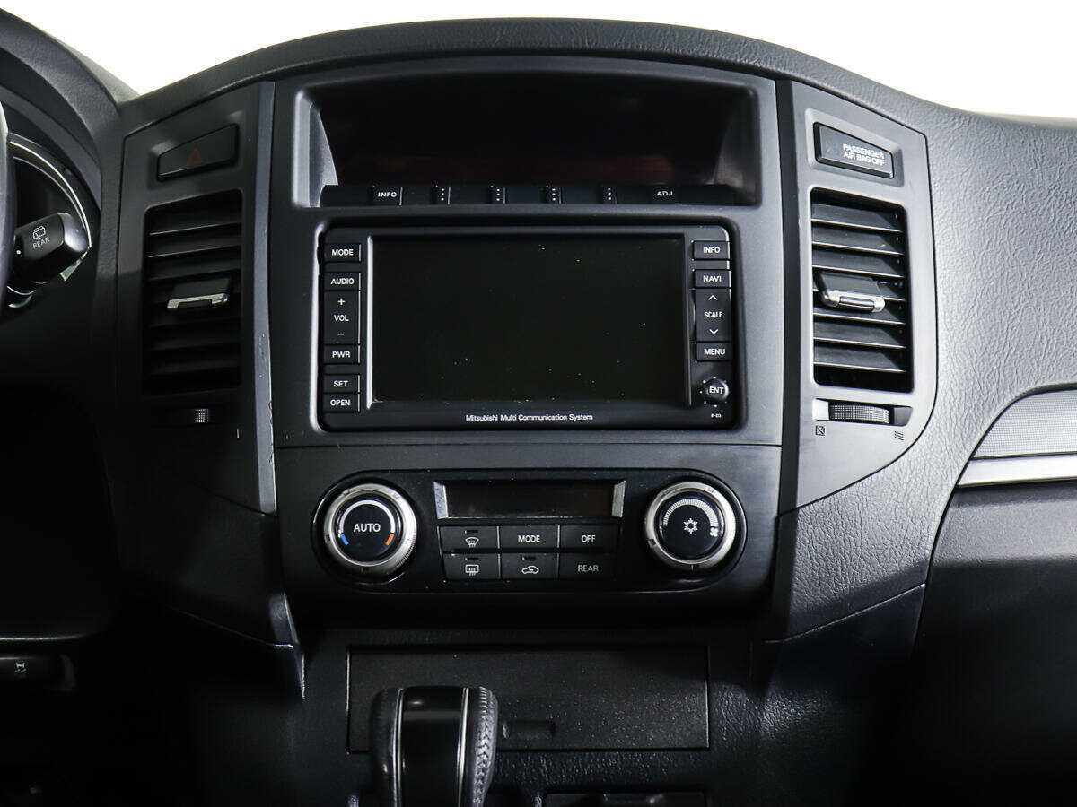 Купить Mitsubishi Pajero, 2012, 177 976 км, фото №11